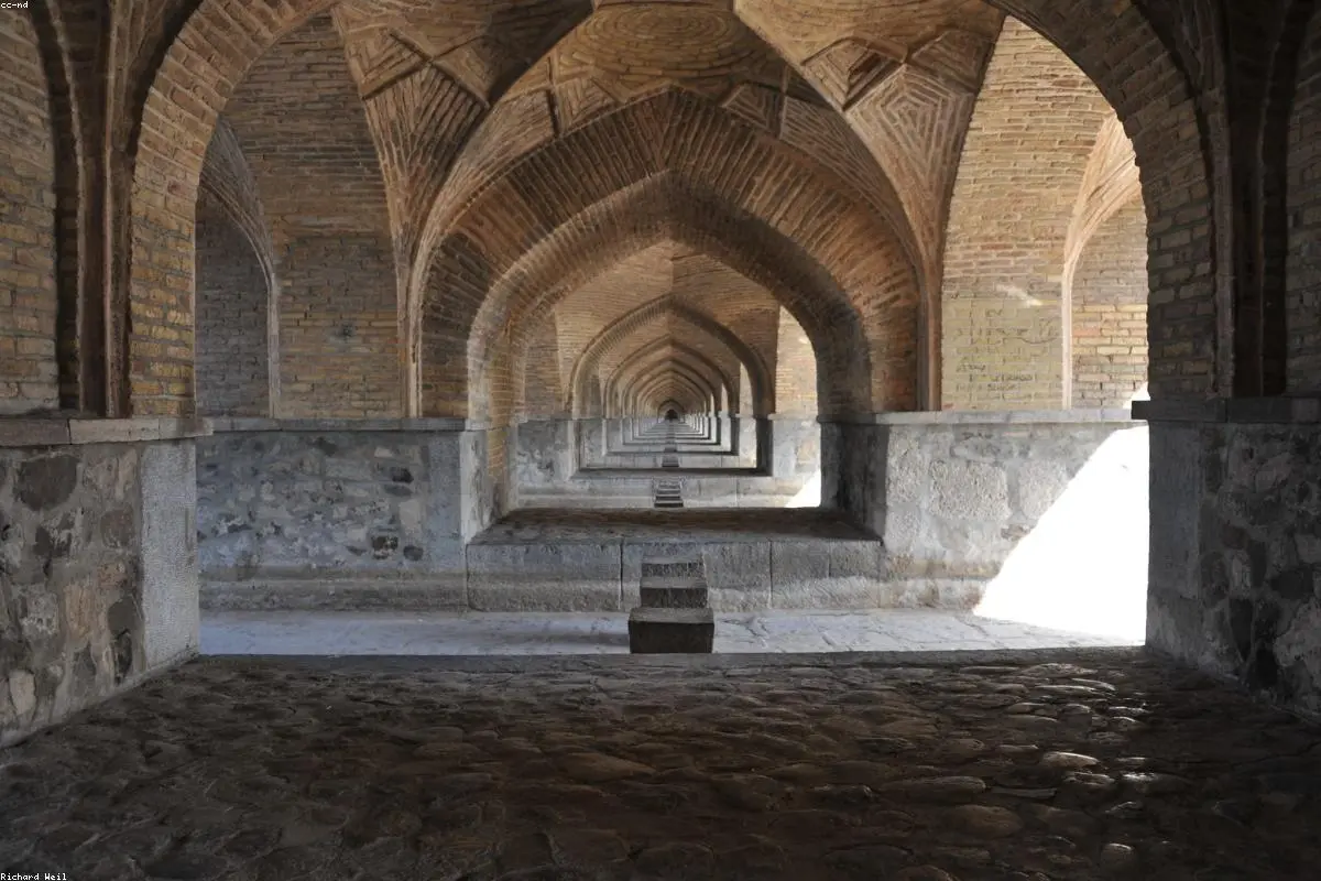 The Shrinking Room for Maneuver: Why the US and Iran Are Running Out of Exit Ramps